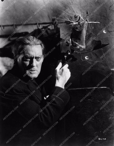 Lionel Barrymore in Mark of the Vampire film scene 1933-30