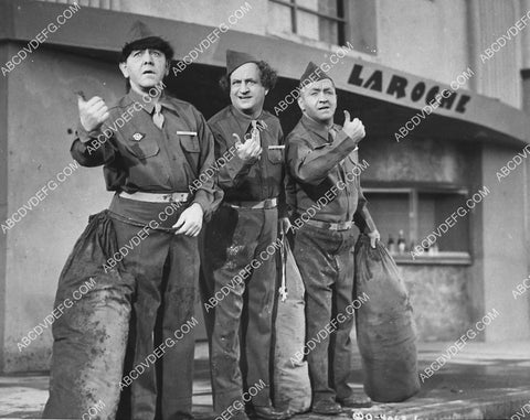 3 Stooge Moe Larry Curly hitching a ride short film 1956-24