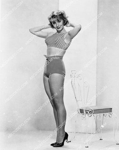 gorgeous Shirley Jones in her new bikini swimsuit 1960-06