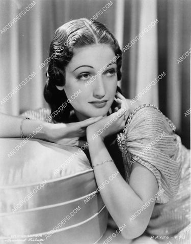 lovely Dorothy Lamour portrait 1982-08