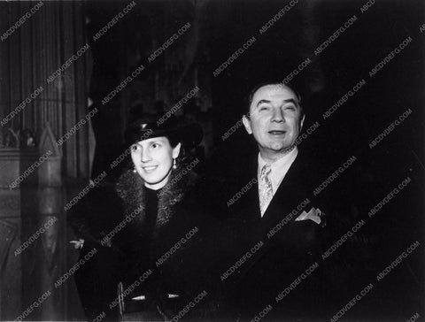 candid Bela Lugosi and wife out on the town 1989-08