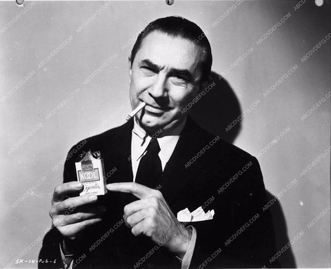 Bela Lugosi advertising Kool cigarettes 2043-10