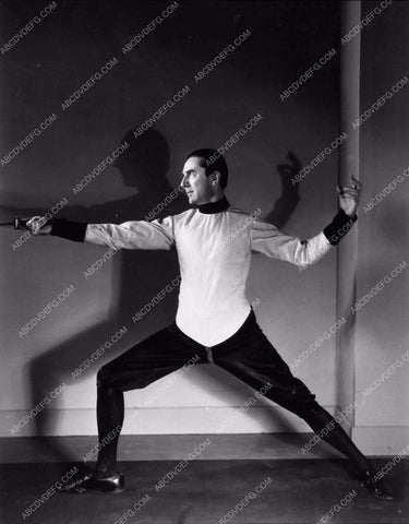 Bela Lugosi fencing 2084-15