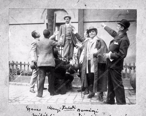 Bela Lugosi candid in Army 2086-15