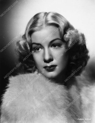 Betty Hutton portrait 2093b-21