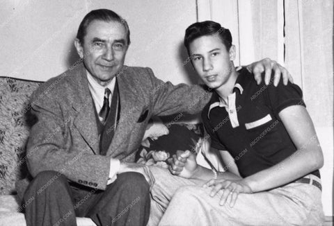 Bela Lugosi and Bela Lugosi Jr. 2097-31