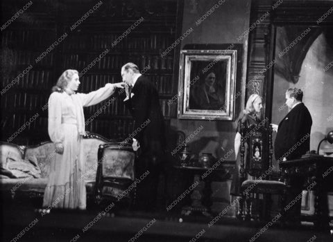 Bela Lugosi as Dracula on stage production 2100-06