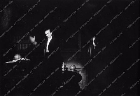 Bela Lugosi as Dracula on stage production 2100-17