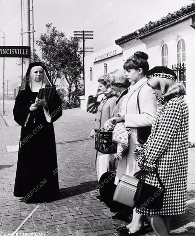 Mary Wickes Hayley Mills and the girls film The Trouble with Angels 2106-10