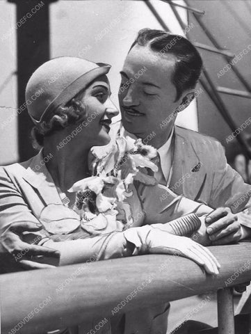 news photo candid Carole Lombard William Powell on a ship 2106-35