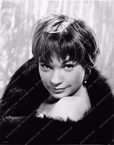 Shirley MacLaine portrait 2109-11