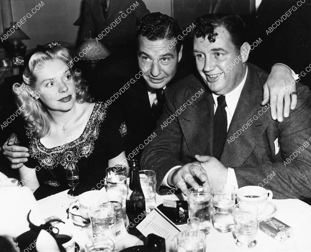 candid at dinner Alice Faye Phil Harris Andy Devine at the Cloves Club ...