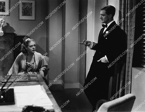 Alice Faye Douglas Fowley film Sing Baby Sing 2121-06