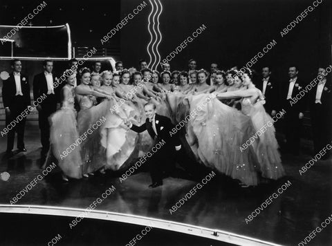 Alice Faye and the chorus girls film King of Burlesque 2122-23