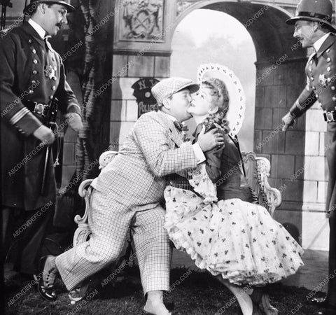 Alice Faye and cast Hello Frisco Hello 2124-11