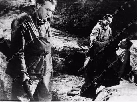 Forrest Tucker Peter Cushing horror film The Abominable Snowman 2158-05