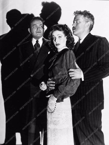 Loretta Young Orson Welles EG Robinson Stranger 2168-07