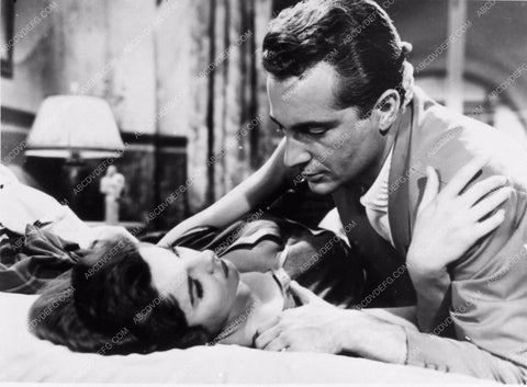 Rossano Brazzi Maggie McNamara film Three Coins in the Fountain 2177-21