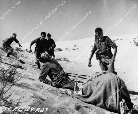 Richard Burton Curd Jurgens Christopher Lee film Bitter Victory 2195-23