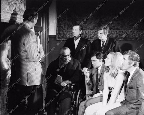 Boris Karloff behind the scenes The Crimson Cult and cast 2230-27