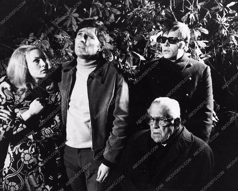 Boris Karloff and cast The Crimson Cult 2230-29