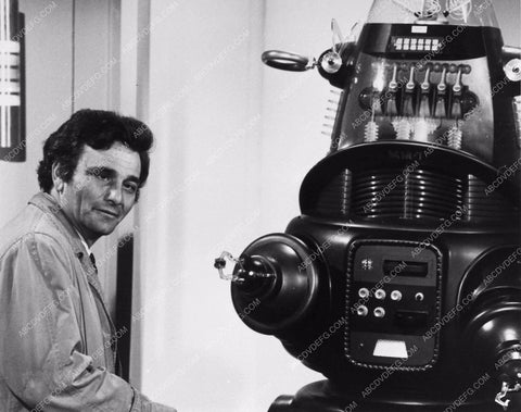 Robby the Robot in TV show Columbo Peter Falk Mind Over Mayhem 2234-26