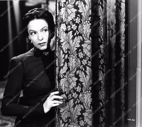 Gale Sondergaard portrait horror film The Black Cat 2246b-13