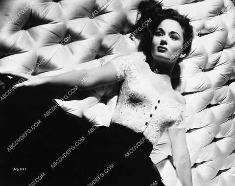 beautiful Ann Blyth portrait 2250-06