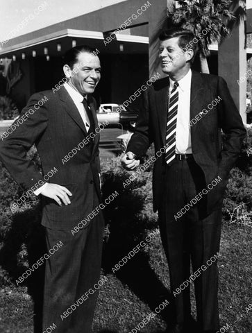 Frank Sinatra meets w President John F Kennedy 2274-30