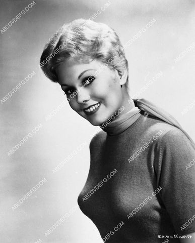 beautiful sweater girl Kim Novak 2274-32