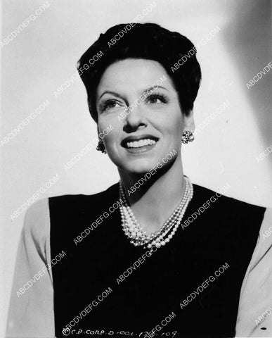 Gale Sondergaard portrait 2274-33