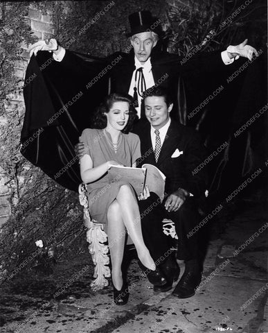 Anne Gwynne John Carradine 2298-10