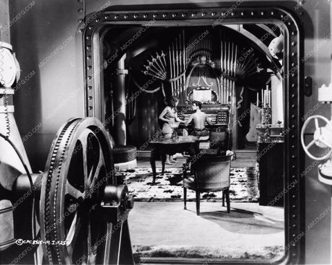 Beth Rogan sci-fi film Mysterious Island 2310-29 – ABCDVDVIDEO