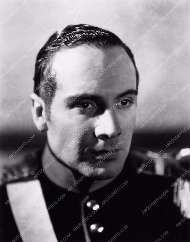 Willy Costello portrait 2323b-10