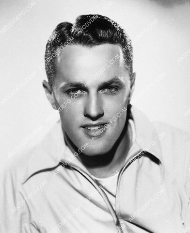 Bruce Smith portrait 2326-16