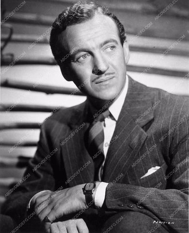 David Niven portrait 2347-04