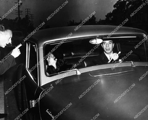 Judy Garland Vincent Minnelli in the car arrive at Perry Como party 2350-31