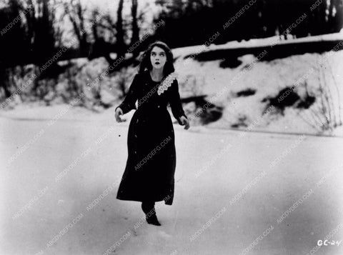 Lillian Gish in photo silent film Way Down East 2363-34