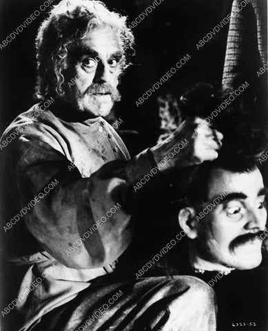 Boris Karloff w the severed head film Black Sabbath 2374a-14