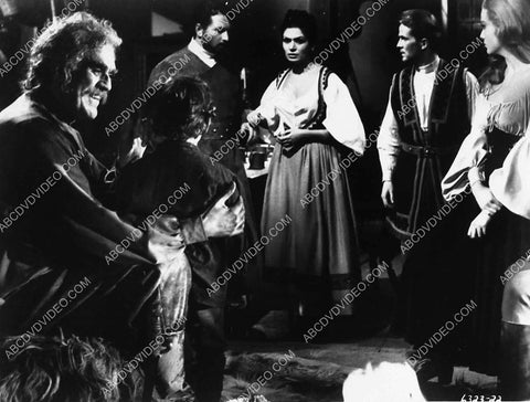 Boris Karloff and cast film Black Sabbath 2374a-23