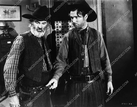 Gabby Hayes Roy Rogers film Jesse James at Bay 2374a-28