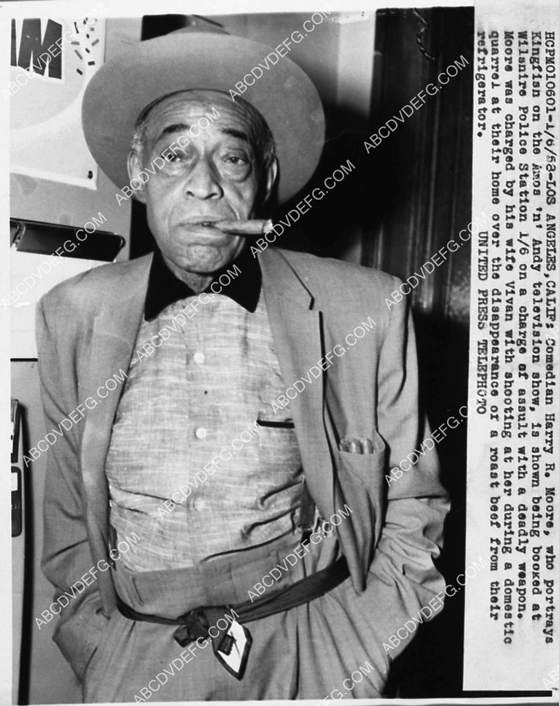 news photo Harry Tim Moore of TV Amos n Andy in superior court 2379 08 news photo Harry Tim Moore of TV Amos n Andy in superior court 2379 08