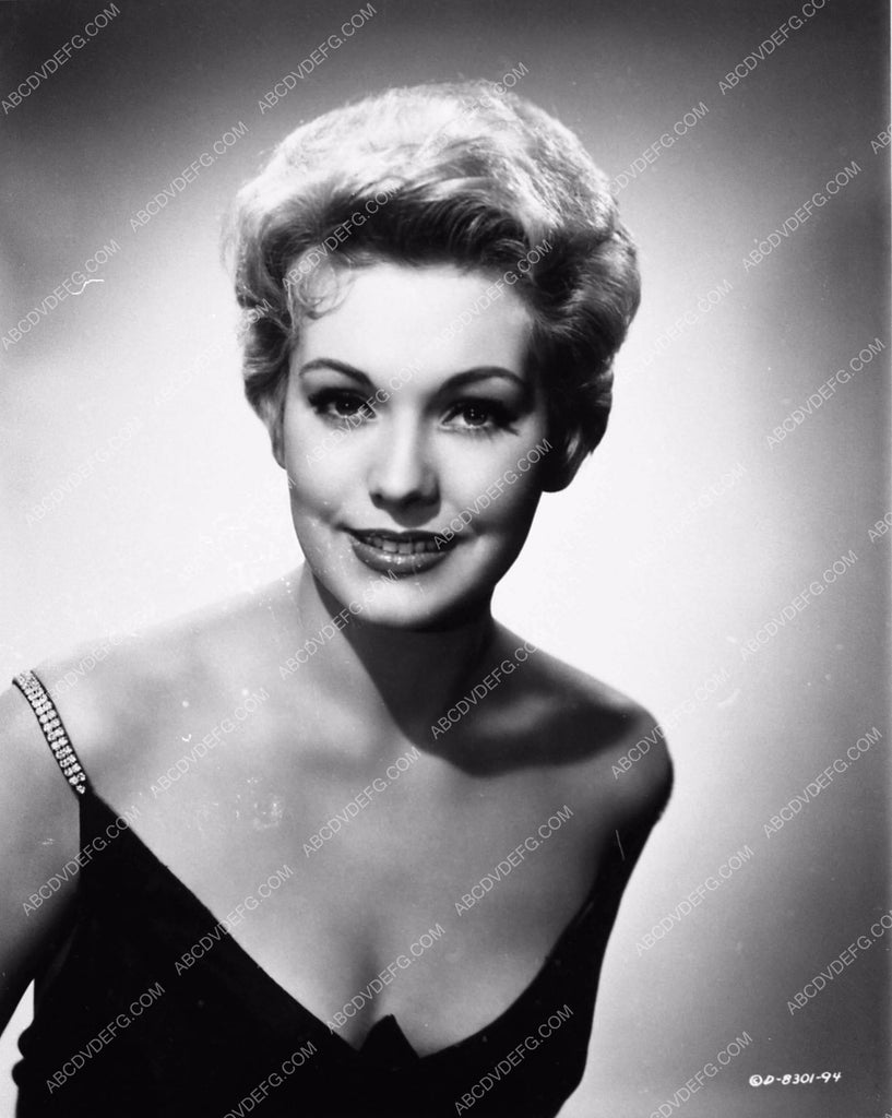 Kim Novak Portrait 2412 08 Abcdvdvideo