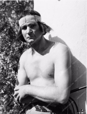 Yakima Canutt Hollywood's pemiere stuntman as Indian Bold Caballero 2418-02