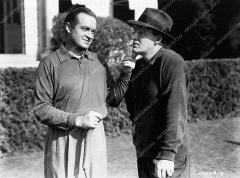 Bing Crosby Bob Hope behind the scenes Variety Girl 2525-22