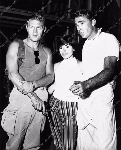 Steve McQueen Peter Lawford Never So Few 2546-23