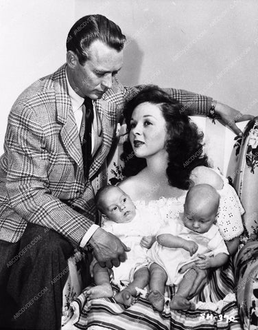 candid Susan Hayward husband Jess Barker and their two kids 2560-33