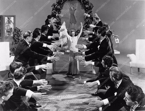Judy Garland ready to walk Gauntlet film Ziegfeld Follies 2646-26