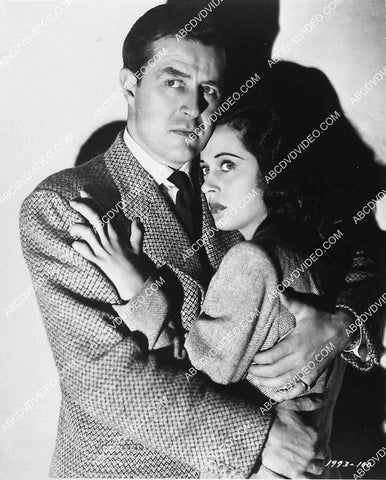 Ray Milland Gail Russell film The Uninvited 2666-5