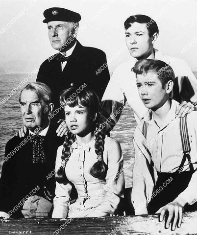 Hayley Mills Maurice Chevalier and cast film In Search of the Castaways 2666-7